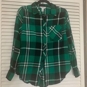 ☕️💚Plaid Flannel🖤EUC
